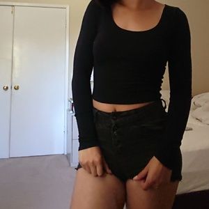Black long sleeve crop top Abercrombie and Fitch